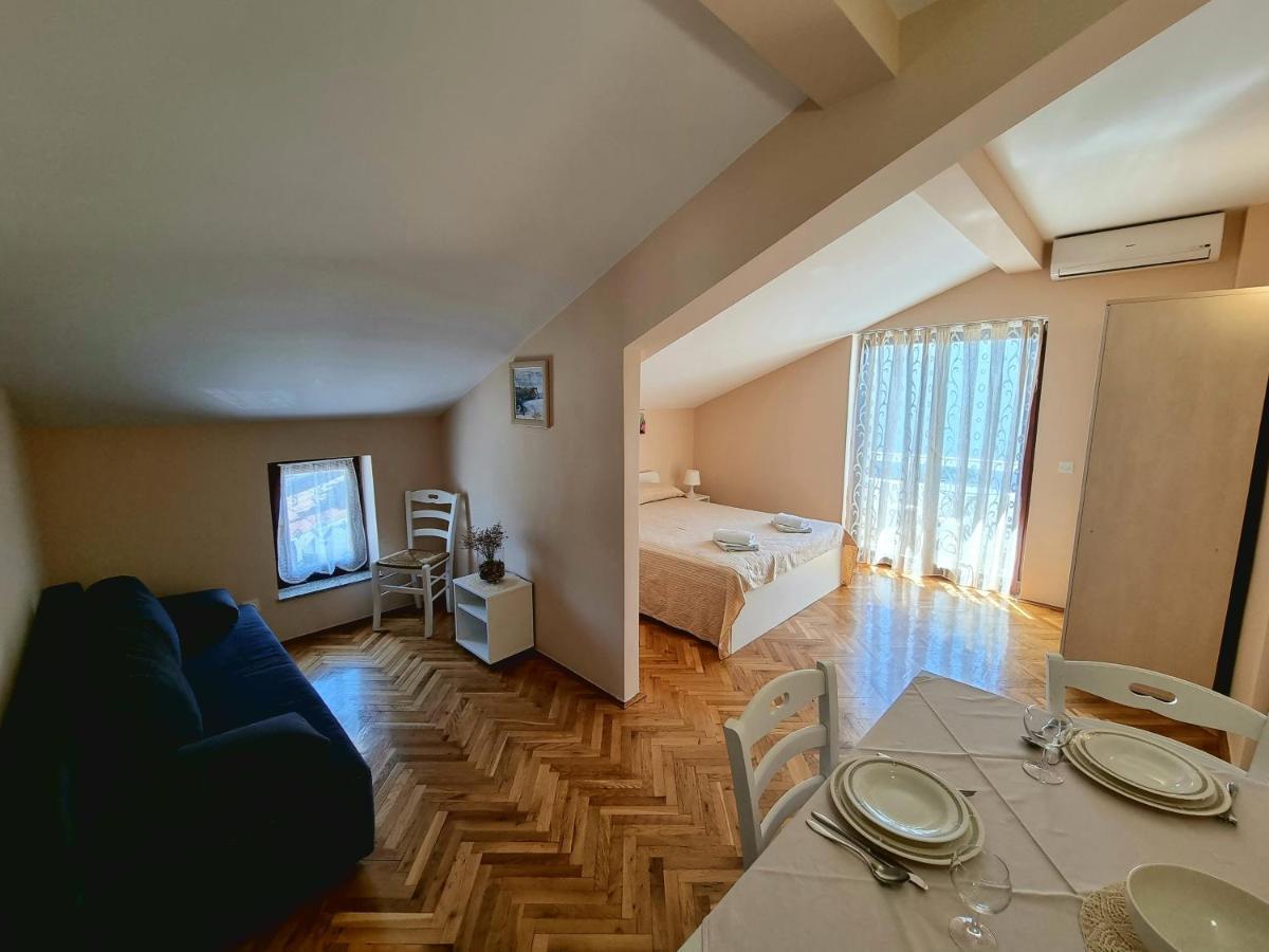 נובליה Apartments Ostrea - Ana מראה חיצוני תמונה