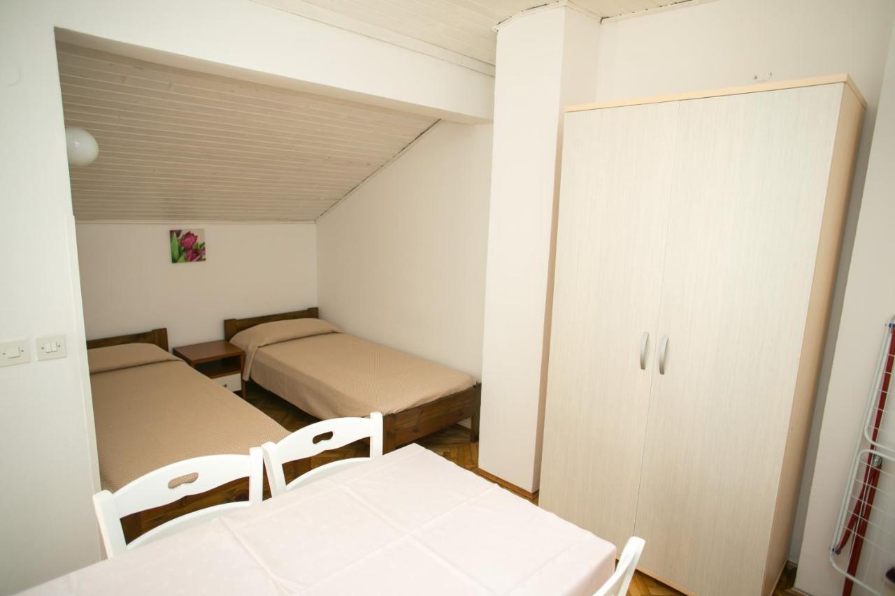נובליה Apartments Ostrea - Ana מראה חיצוני תמונה
